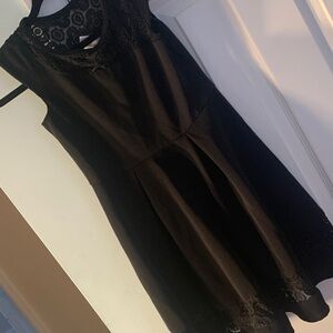 Iris & Ivy Elegant Black Lace Dress size 10